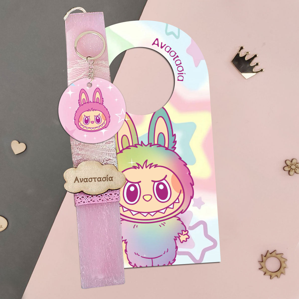 Λαμπάδα labubu με κρεμαστό πόρτας