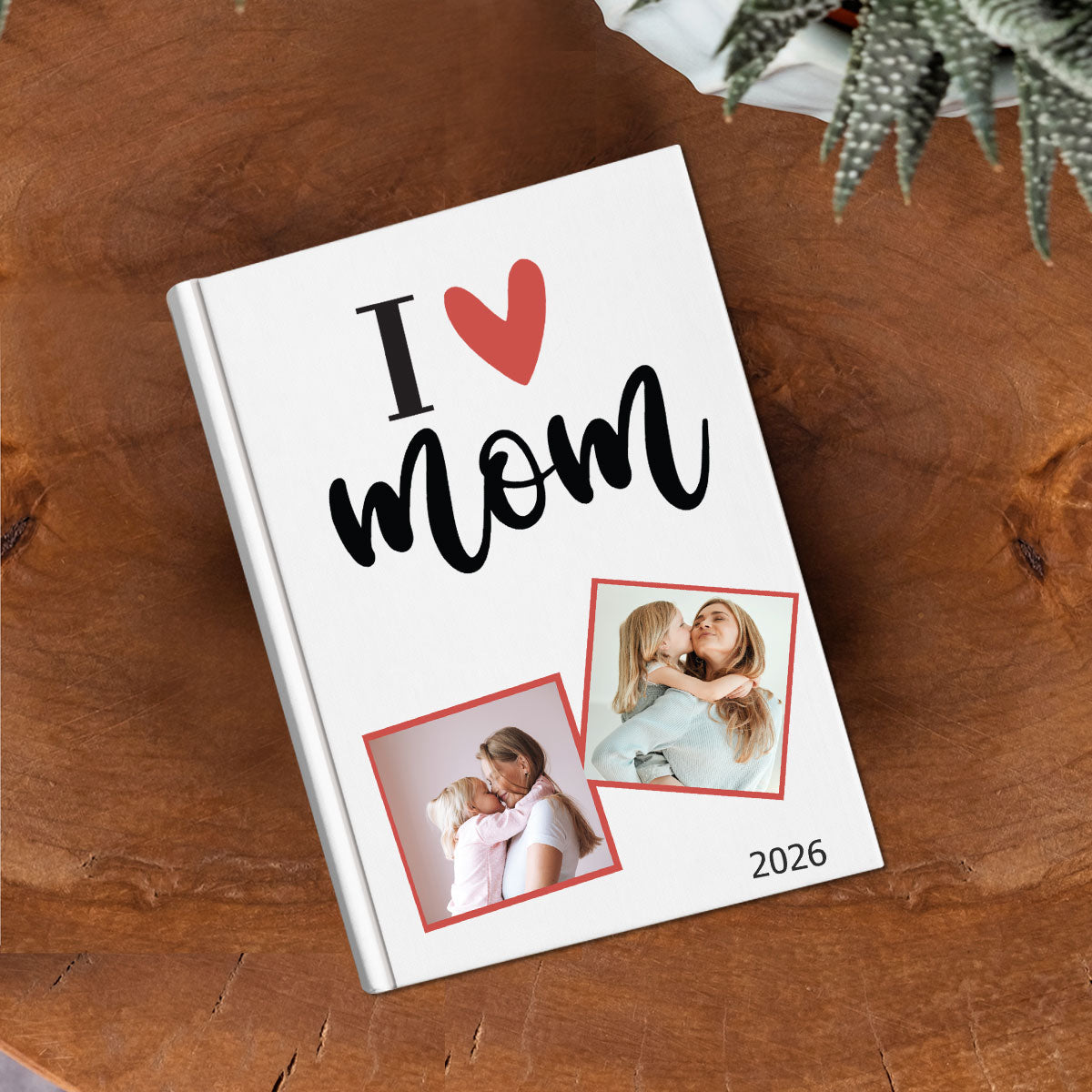 Προσωποποιημένη ατζέντα 2026 με φωτογραφίες και αφιέρωση για τη μαμά