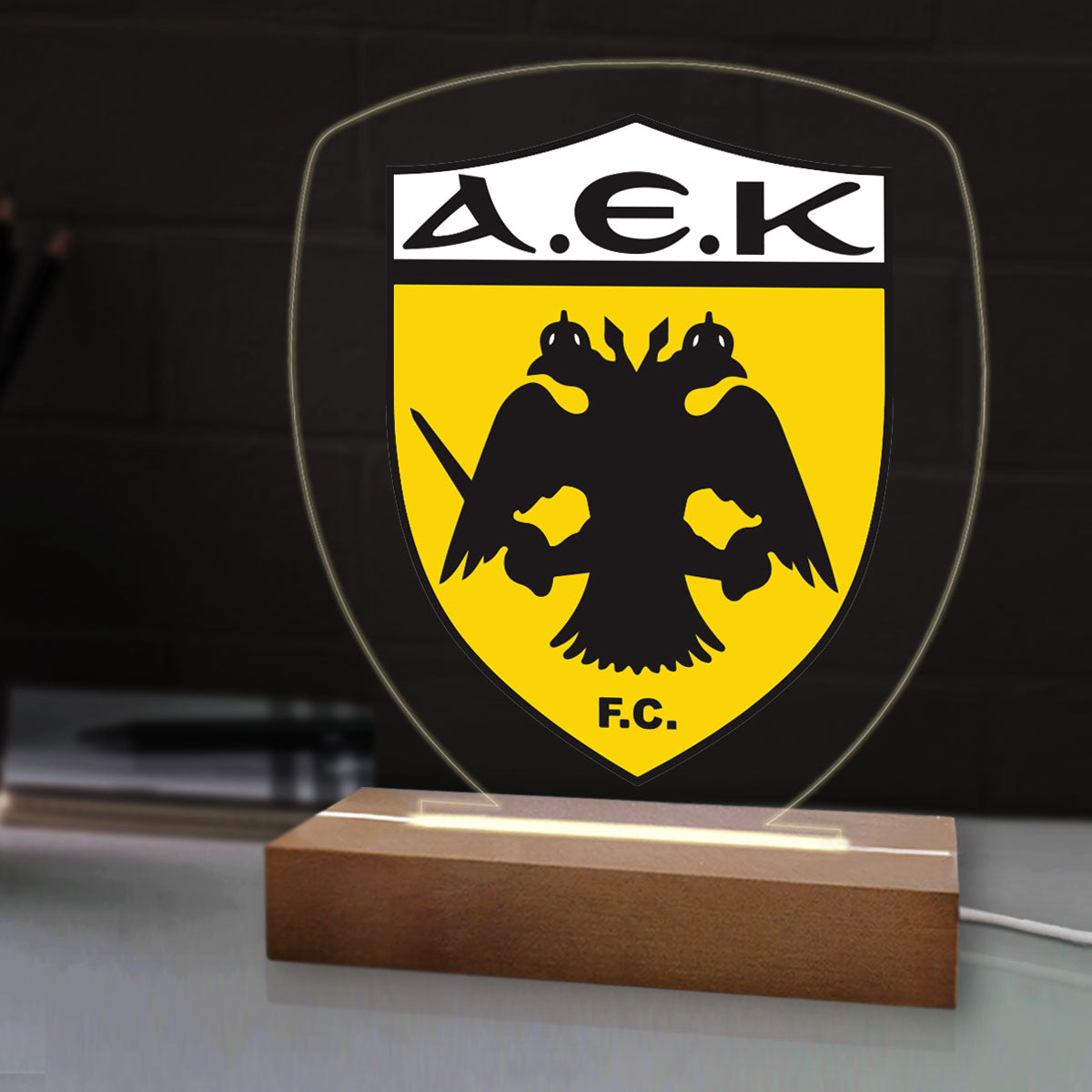 Eπιτραπέζιο φωτιστικό Άεκ
